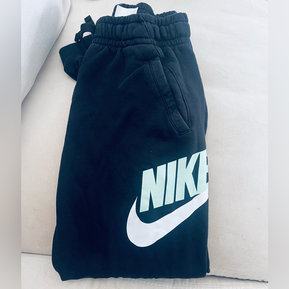 Nike Club Fleece Pants